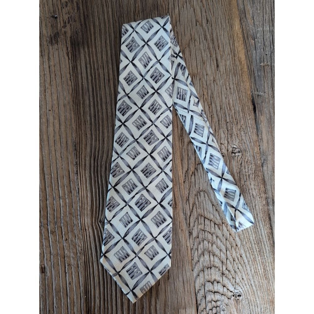 Hugo Boss Tie 57" Abstract Geometric Tropical Print Yellow Gray 100% Silk Italy